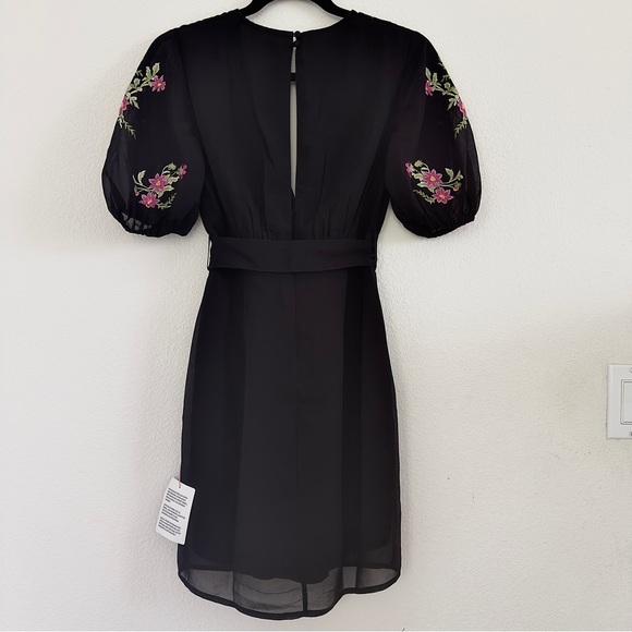 NWT ASOS Design Mini Belted Puff Sleeve Embroidery Dress Chiffon Black Floral - Picture 6 of 11